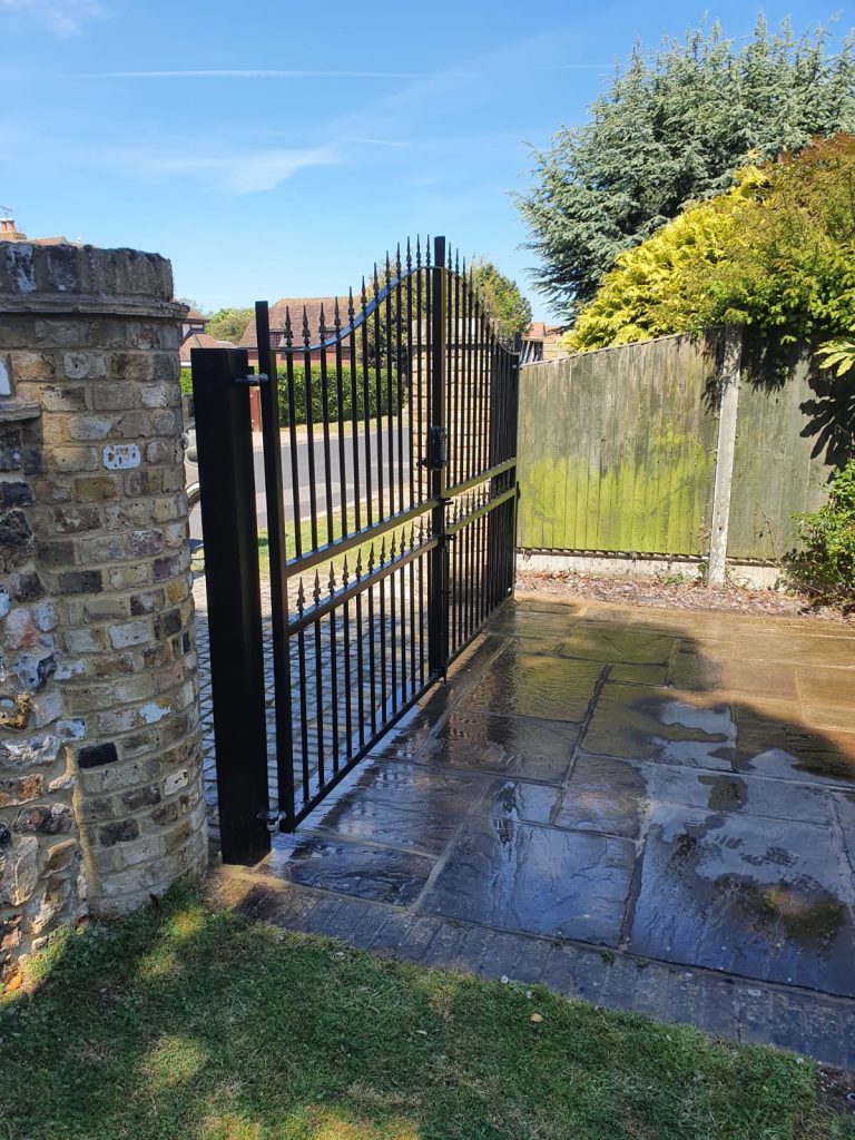 iron-gates-in-canterbury