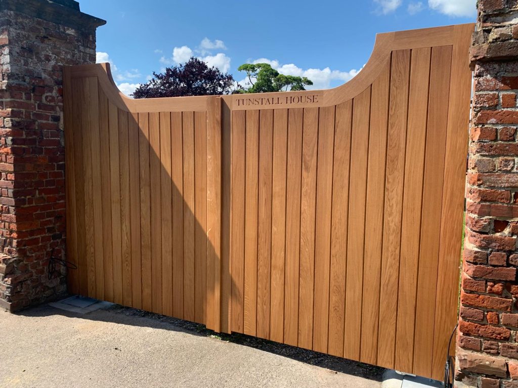 wooden-gates-canterbury