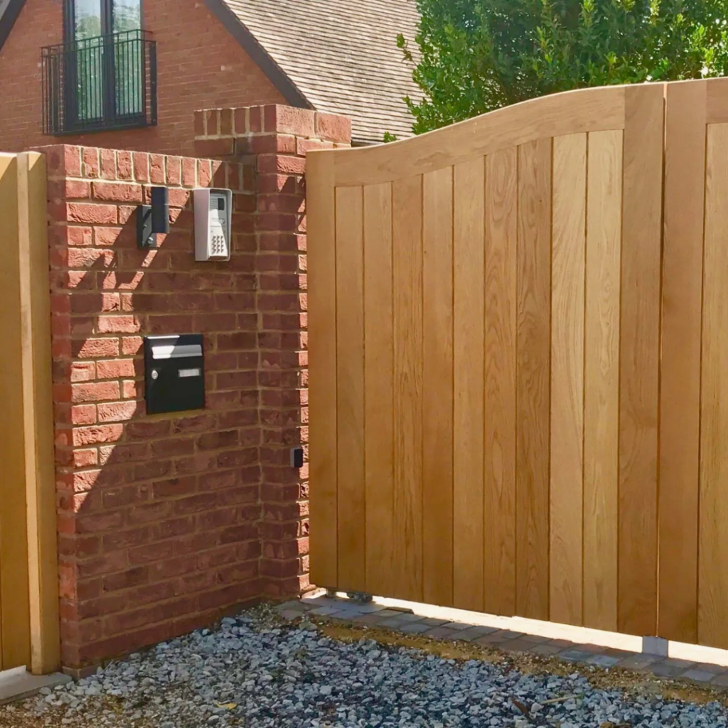 wooden-gates-canterbury